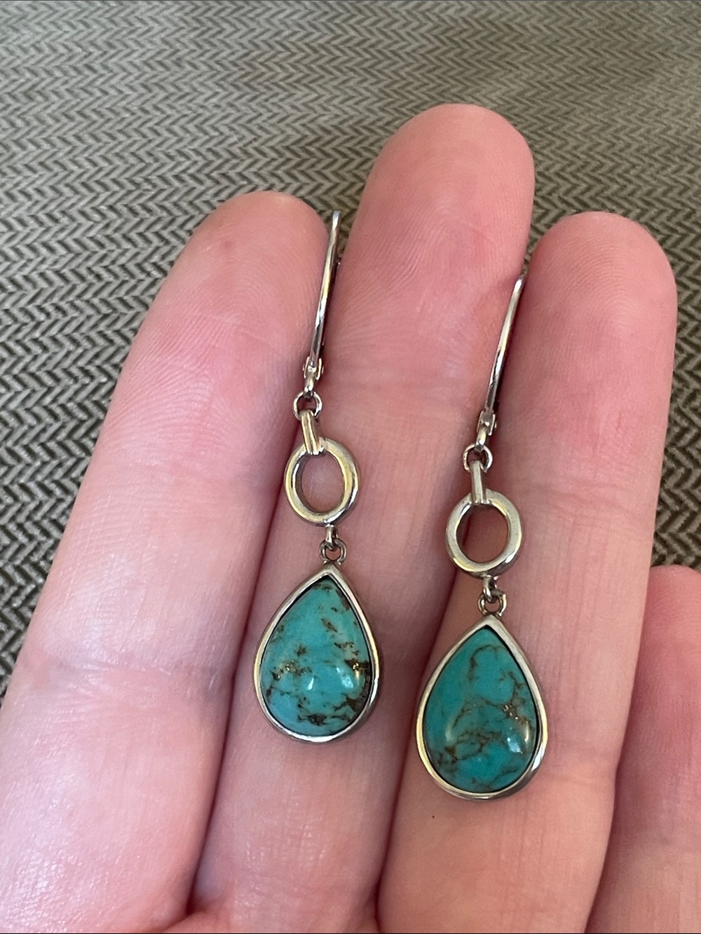 Heng Ngai Sterling Silver Turquoise Earrings - Picture 8 of 10